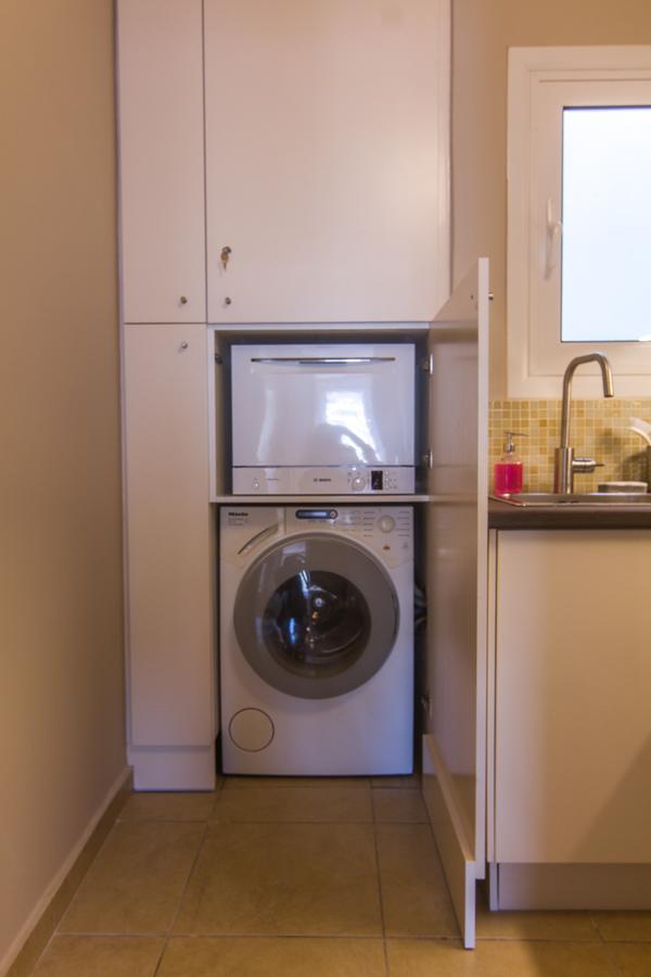 Aba Junior Apartment Veikou Street Athens Luaran gambar